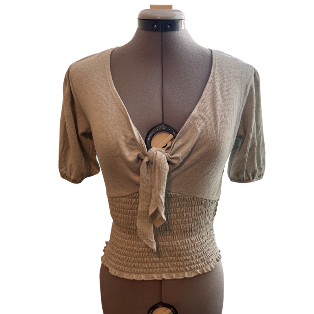 Abercrombie tie front top